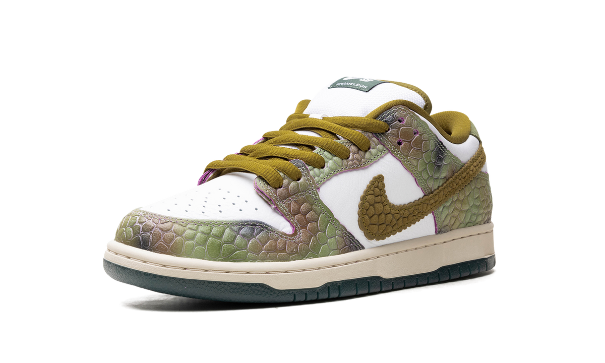 SB Dunk Low "Alexis Sablone - Chameleon" HJ3386 300