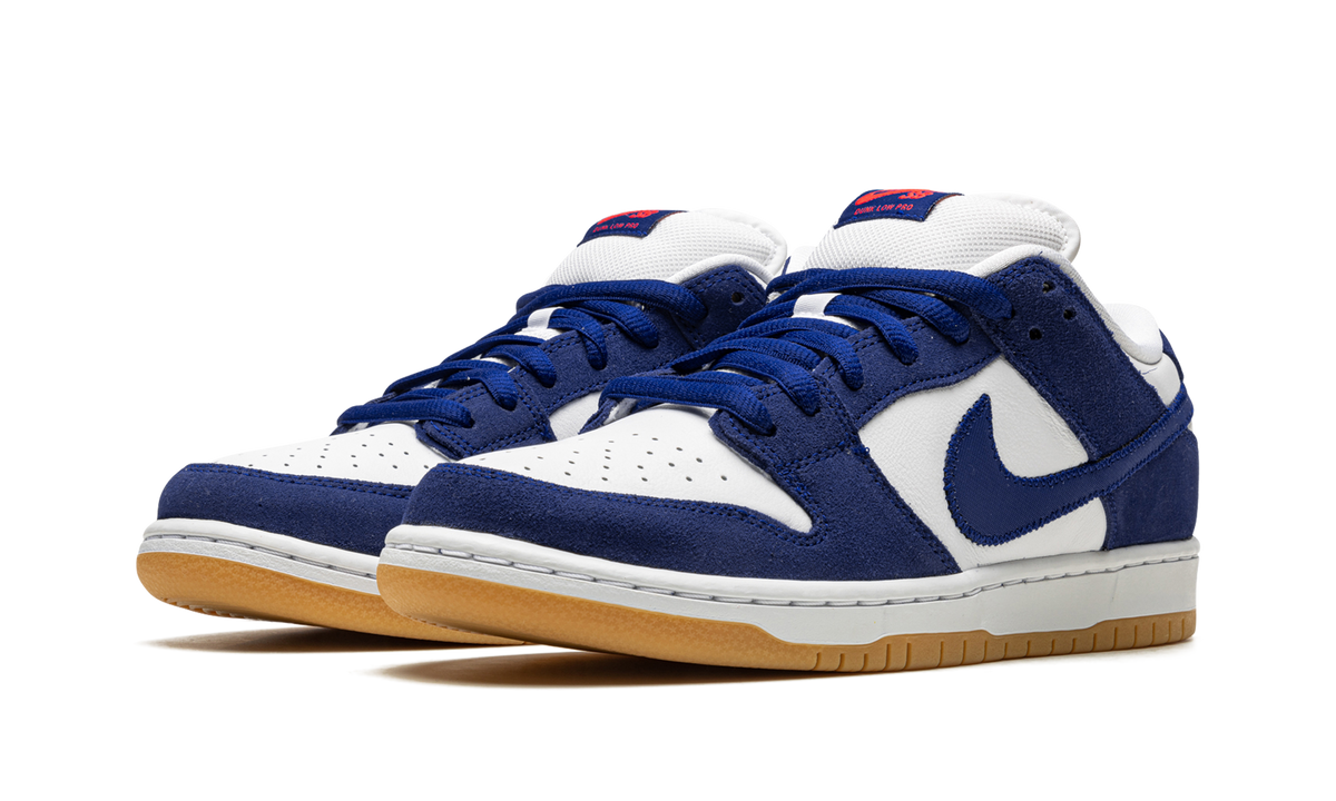 SB Dunk Low "Los Angeles Dodgers" DO9395 400