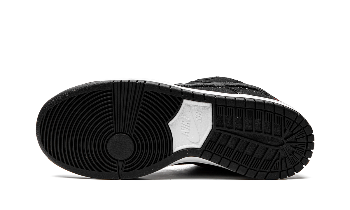 SB Dunk Low "Wasted Youth - Special Box" DD8386 001a